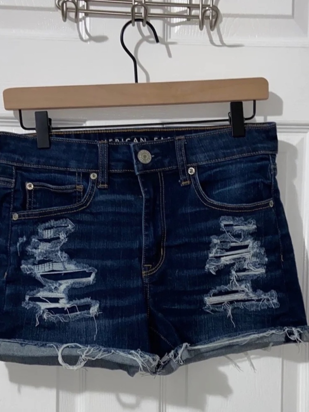 American Eagle Size 6 next level stretch hi-rise jean shorts lot6525